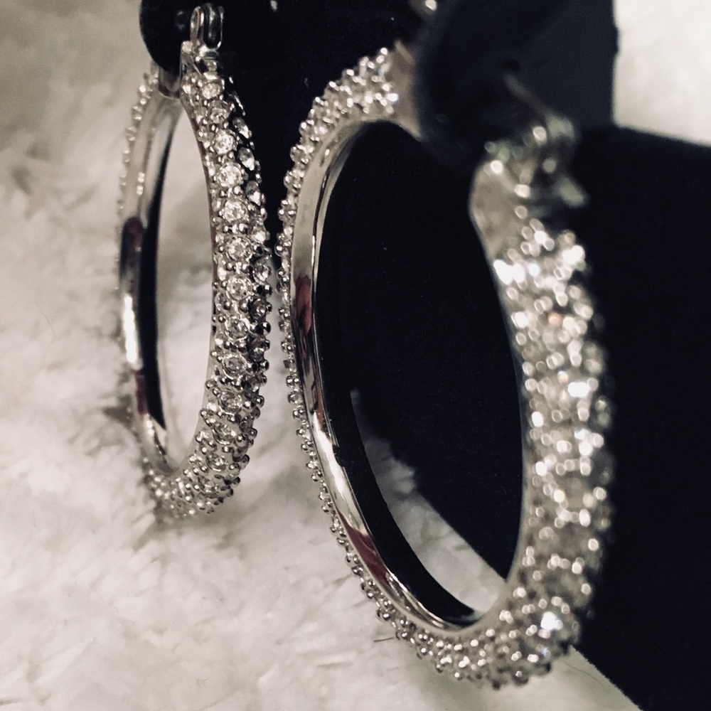 NWT Swarovski Crystal Hoop Earrings